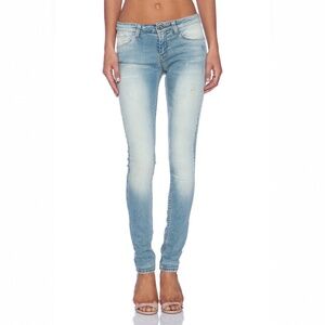 IRO ZEITNA JEANS LIGHT DENIM *NWT*